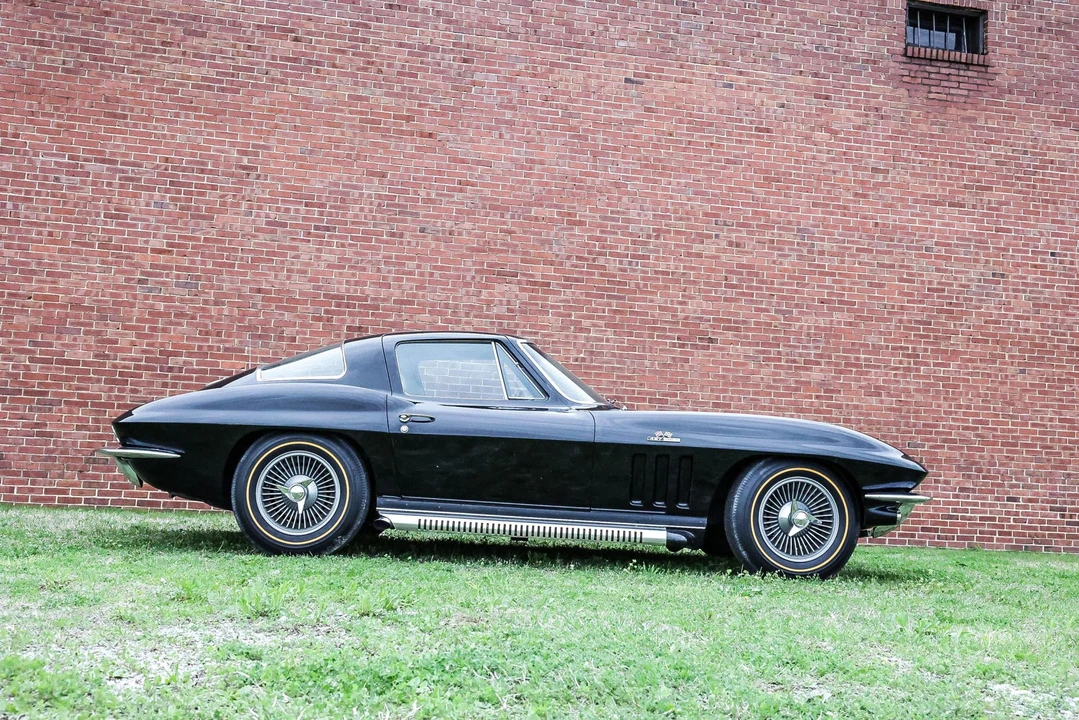 1966 Chevrolet Corvette C2 - Image 21 of 31