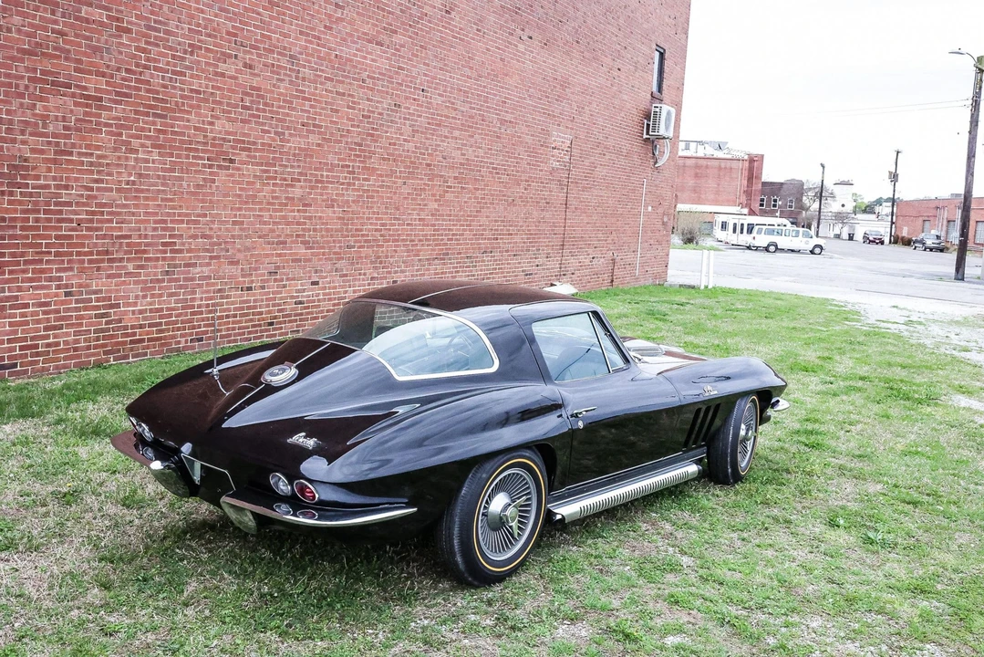1966 Chevrolet Corvette C2 - Image 18 of 31