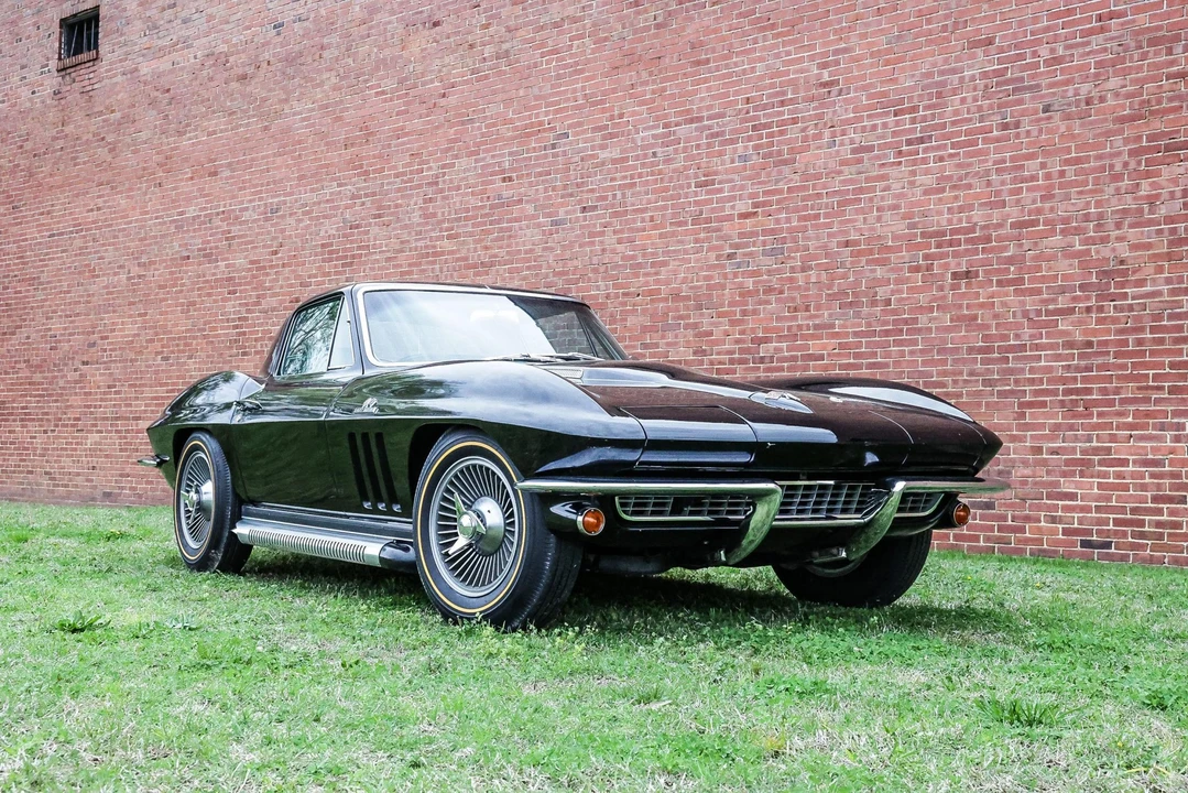 1966 Chevrolet Corvette C2 - Image 23 of 31