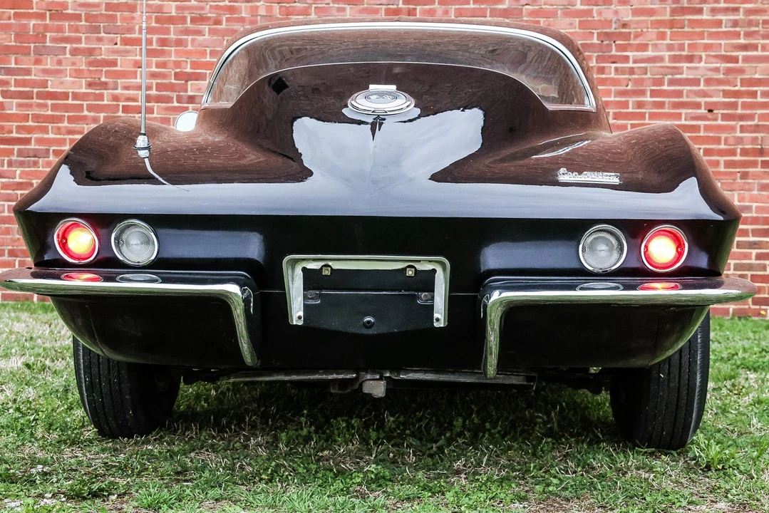 1966 Chevrolet Corvette C2 - Image 16 of 31