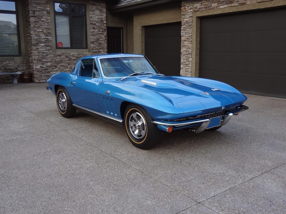 1966 Chevrolet Corvette C2 - Image 5 of 31