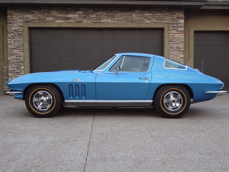 1966 Chevrolet Corvette C2 - Image 17 of 31