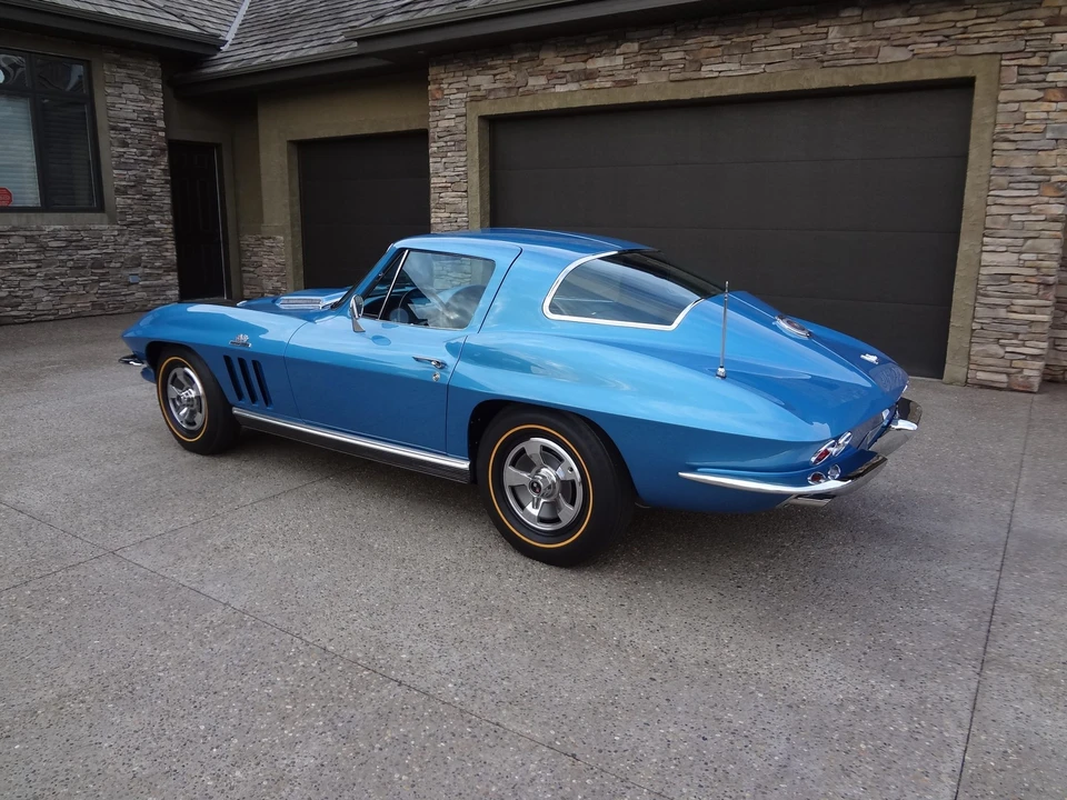 1966 Chevrolet Corvette C2 - Image 18 of 31