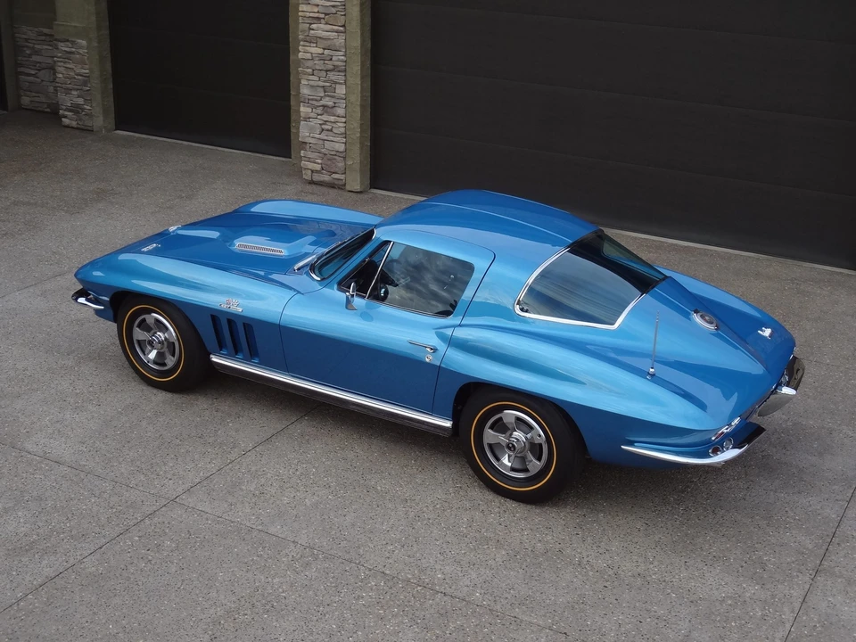 1966 Chevrolet Corvette C2 - Image 19 of 31