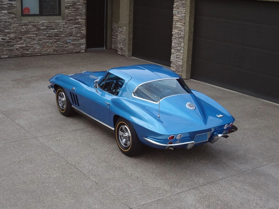 1966 Chevrolet Corvette C2 - Image 21 of 31