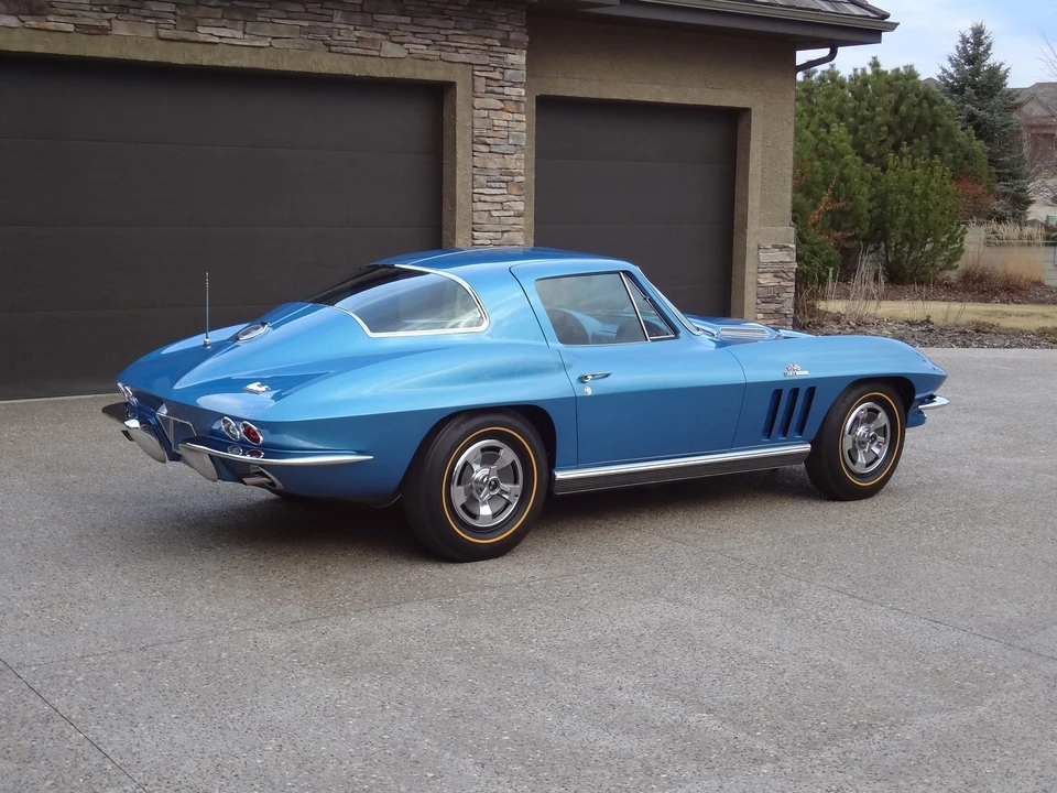 1966 Chevrolet Corvette C2 - Image 26 of 31