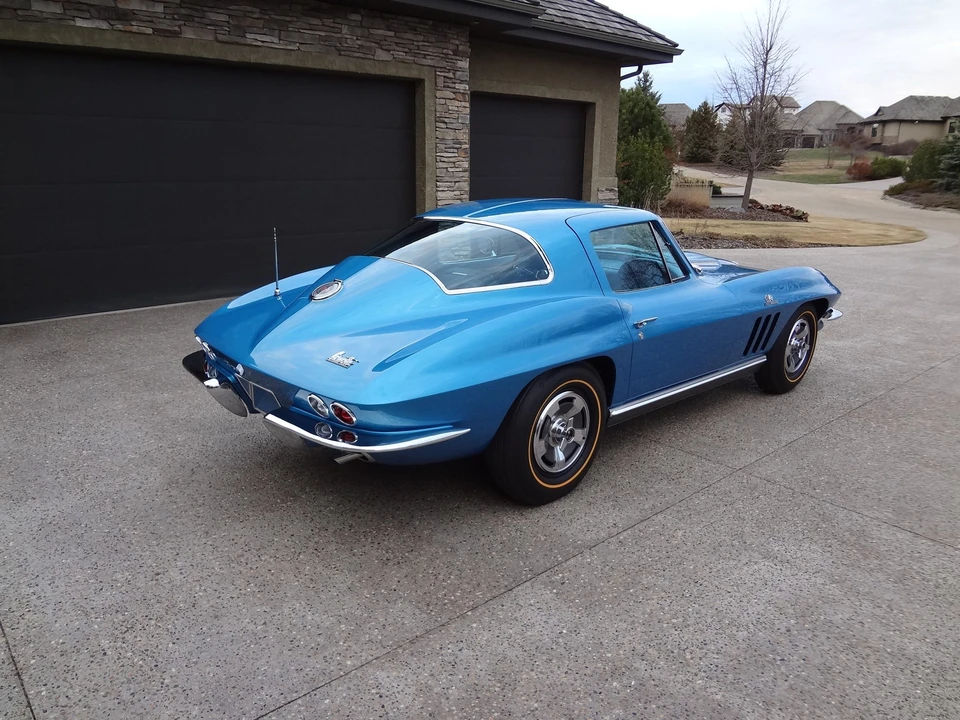 1966 Chevrolet Corvette C2 - Image 27 of 31