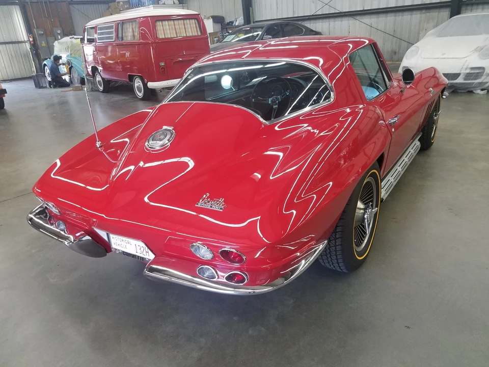 1966 Chevrolet Corvette C2 - Image 2 of 31
