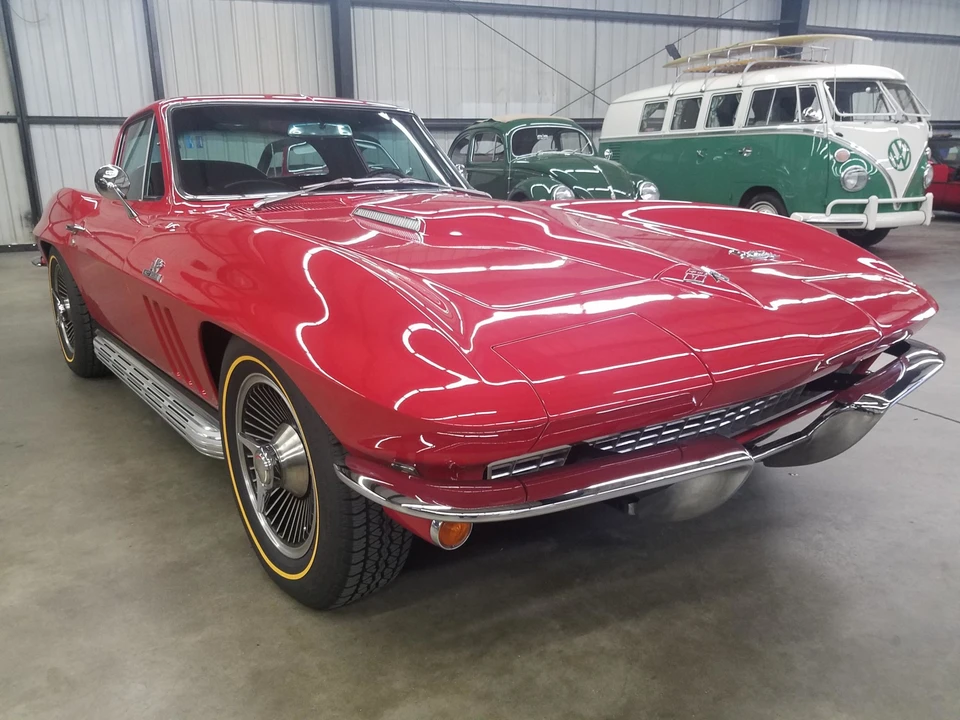 1966 Chevrolet Corvette C2 - Image 8 of 31