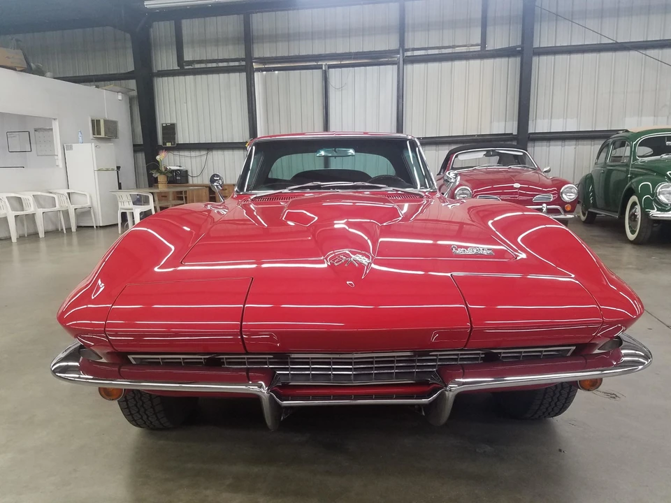 1966 Chevrolet Corvette C2 - Image 10 of 31