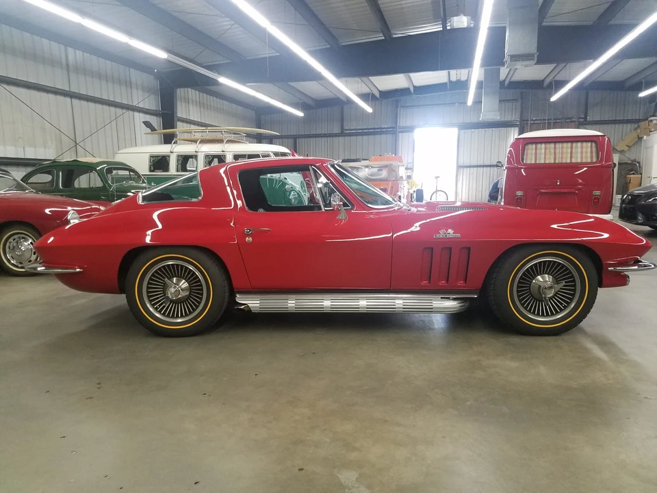 1966 Chevrolet Corvette C2 - Image 5 of 31