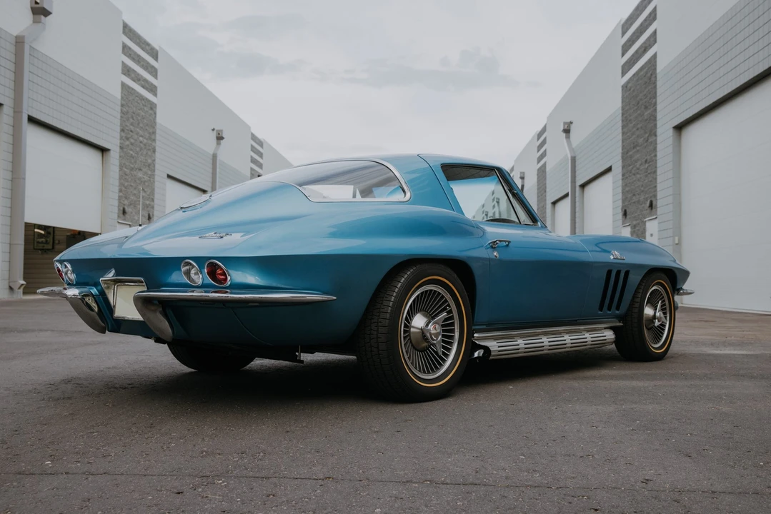 1966 Chevrolet Corvette C2 - Image 7 of 31