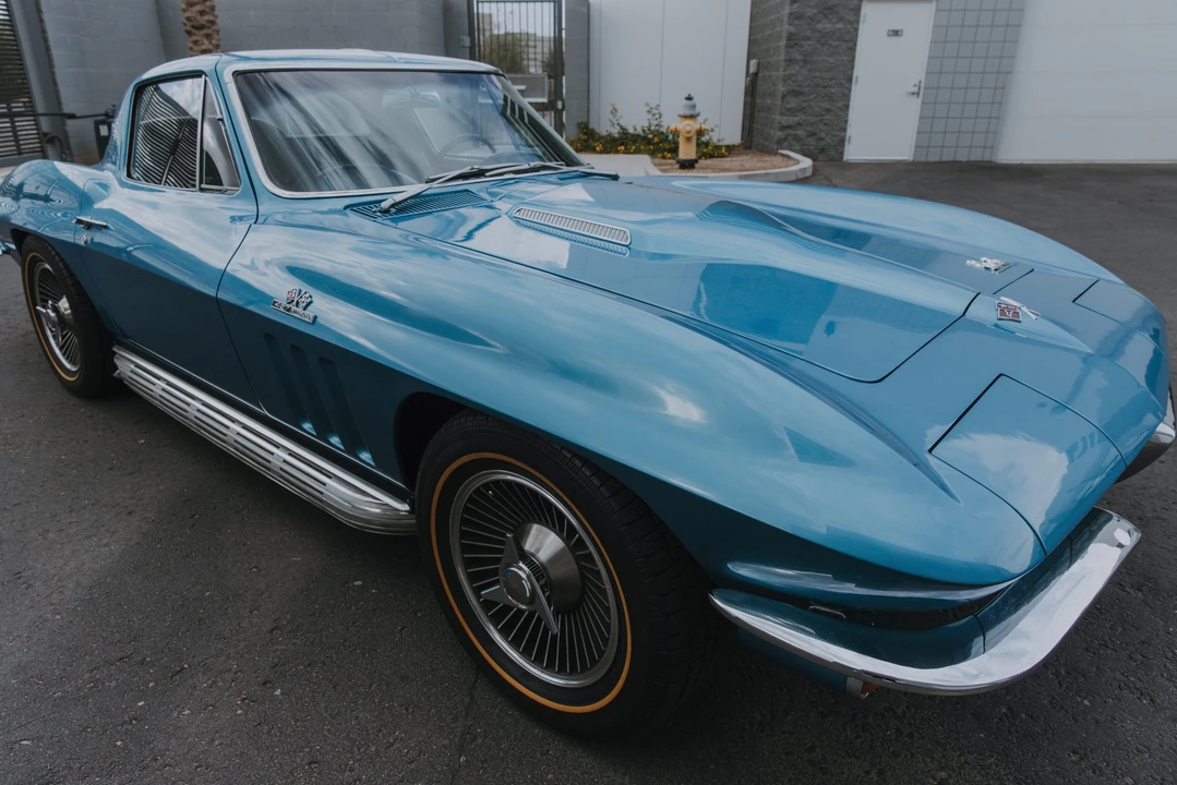 1966 Chevrolet Corvette C2 - Image 19 of 31