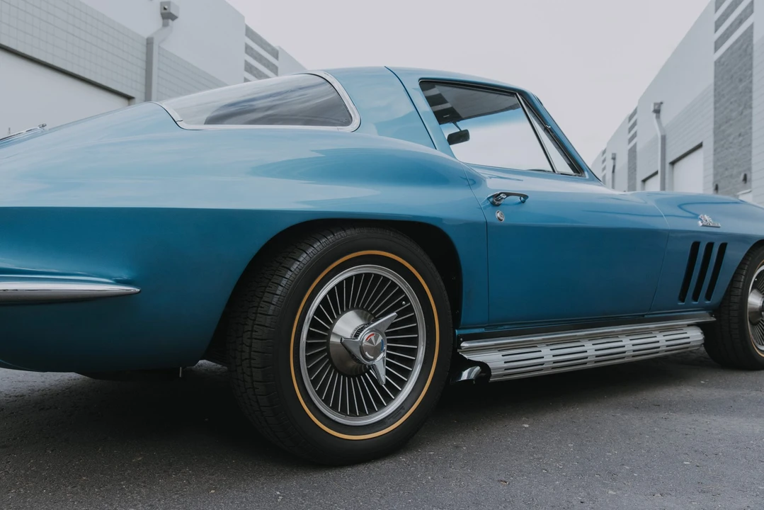 1966 Chevrolet Corvette C2 - Image 21 of 31
