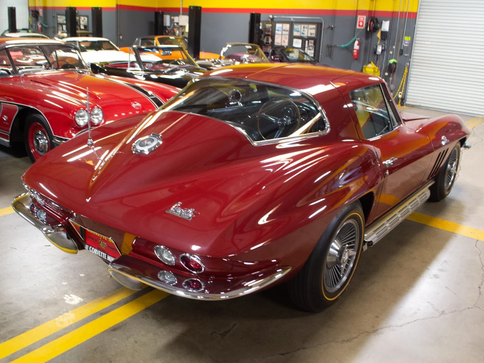 1966 Chevrolet Corvette C2 - Image 12 of 31