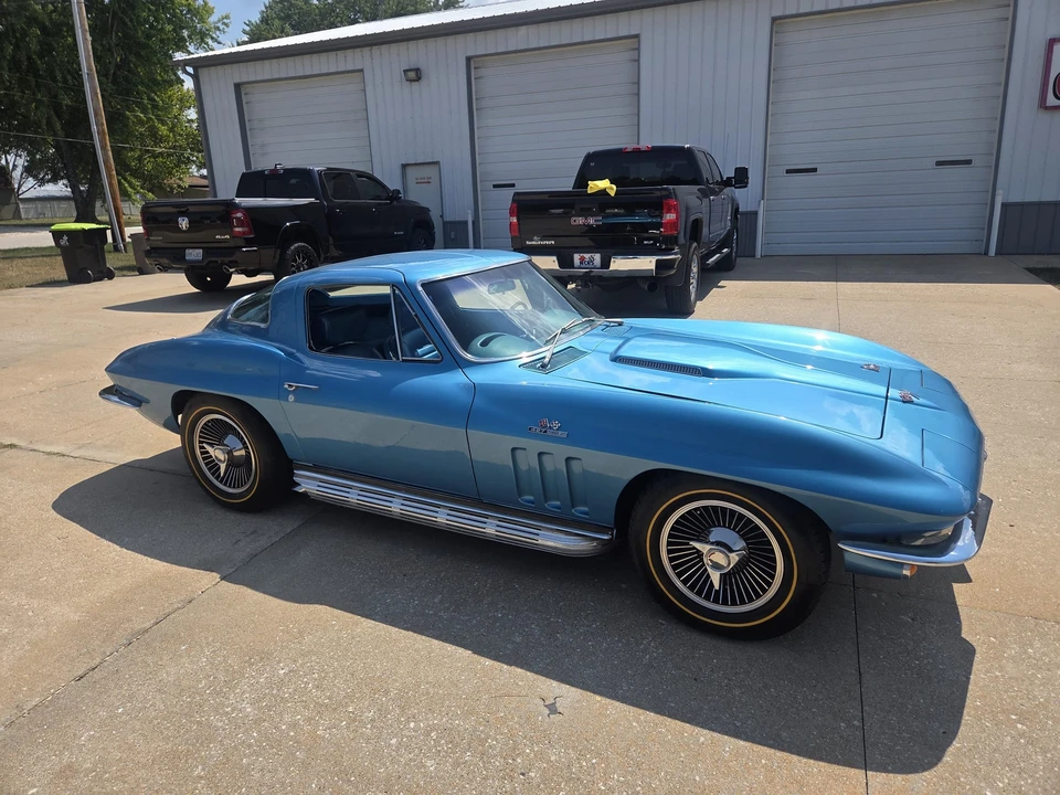 1966 Chevrolet Corvette C2 427 - Image 10 of 31