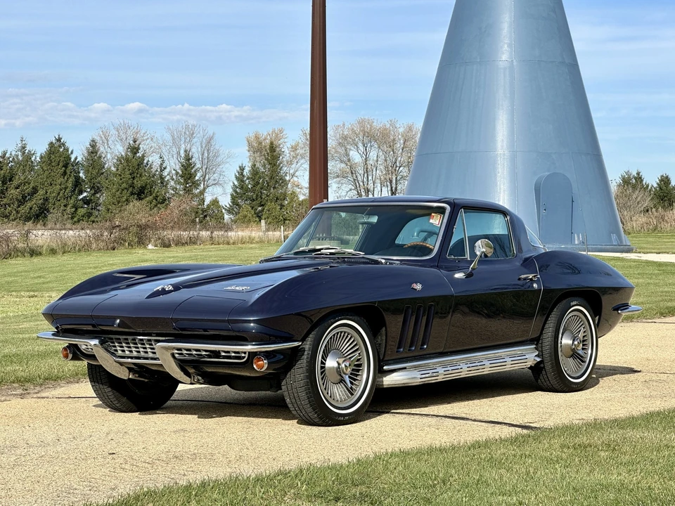 1966 Chevrolet Corvette C2 - Image 6 of 31