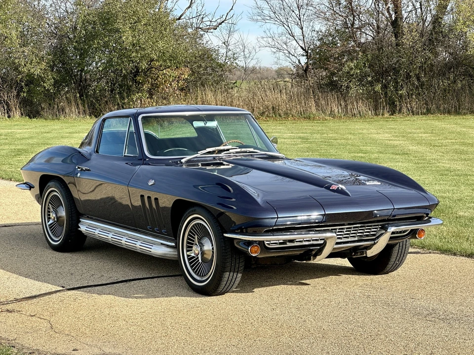 1966 Chevrolet Corvette C2 - Image 26 of 31
