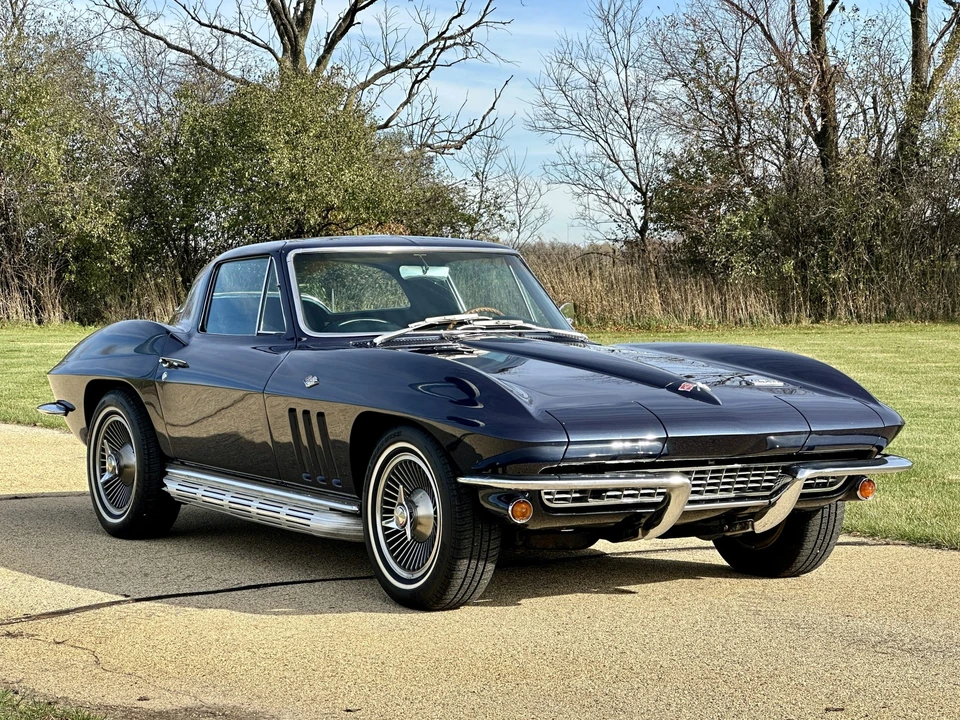 1966 Chevrolet Corvette C2 - Image 27 of 31