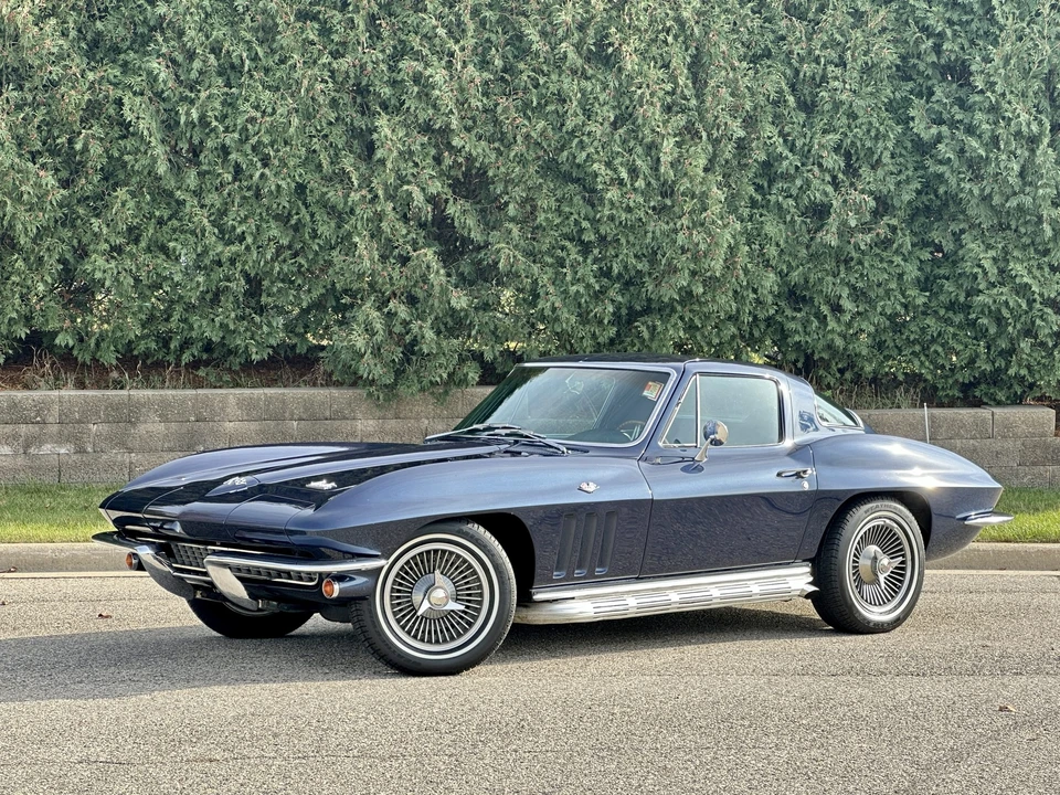 1966 Chevrolet Corvette C2 - Image 4 of 31