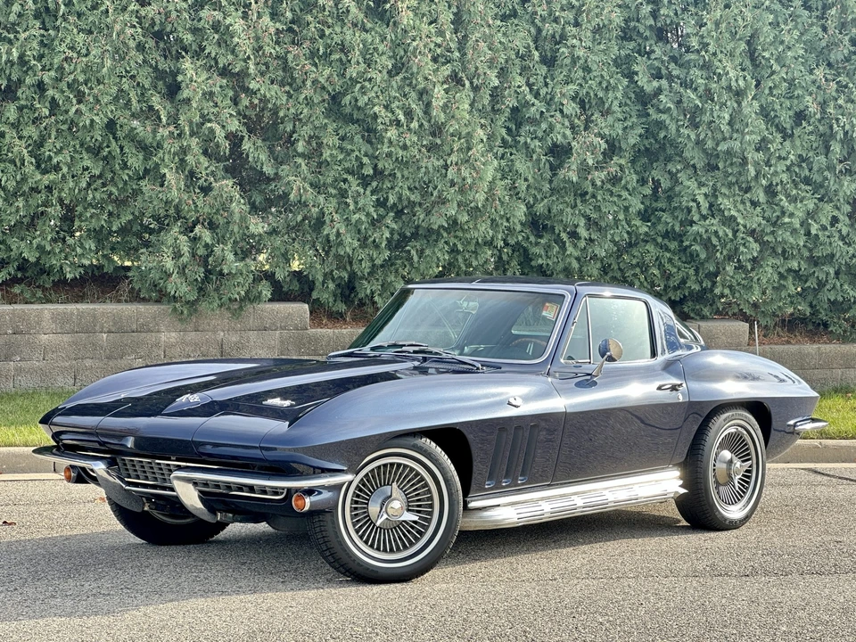 1966 Chevrolet Corvette C2 - Image 2 of 31