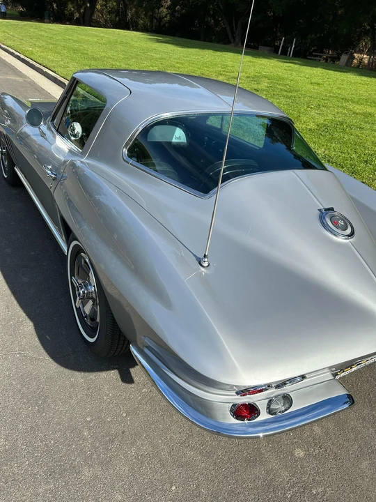 1966 Chevrolet Corvette C2 - Image 28 of 31