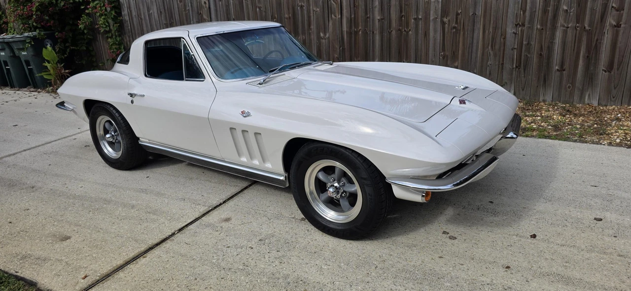 1966 Chevrolet Corvette C2 - Image 22 of 31