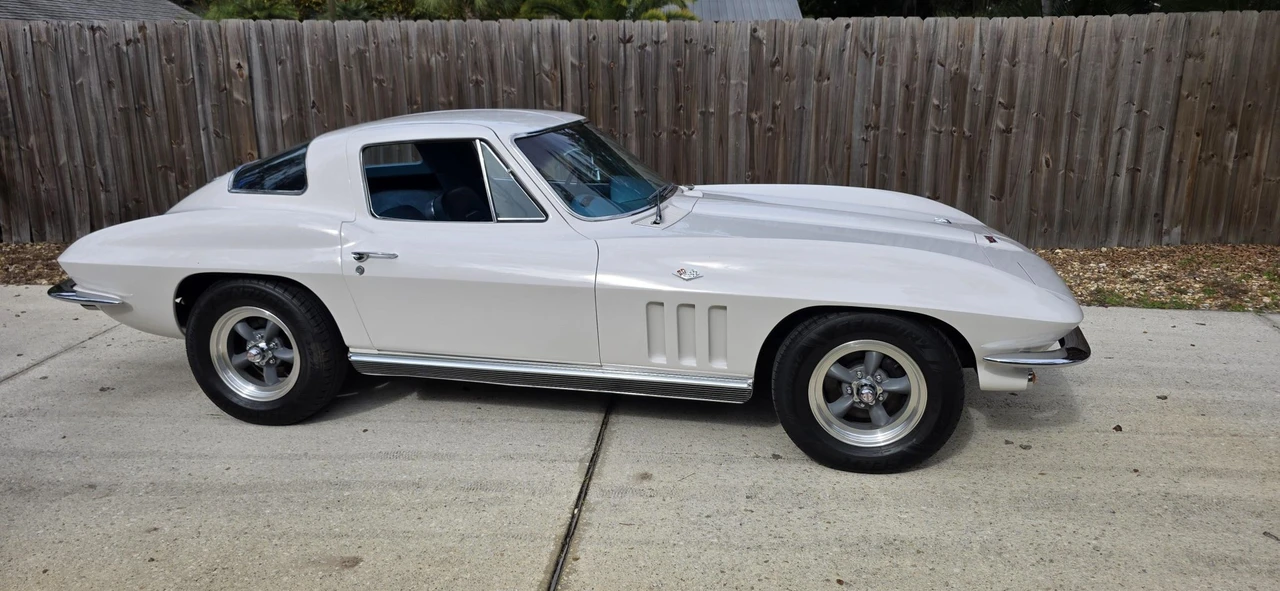 1966 Chevrolet Corvette C2 - Image 21 of 31