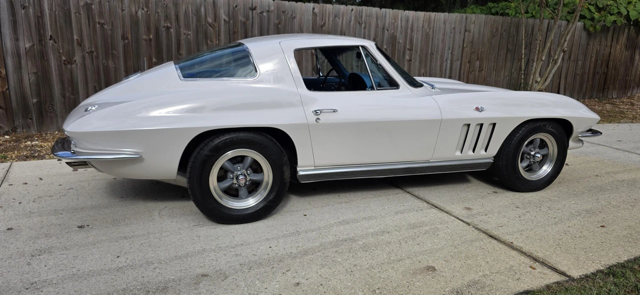 1966 Chevrolet Corvette C2 - Image 18 of 31