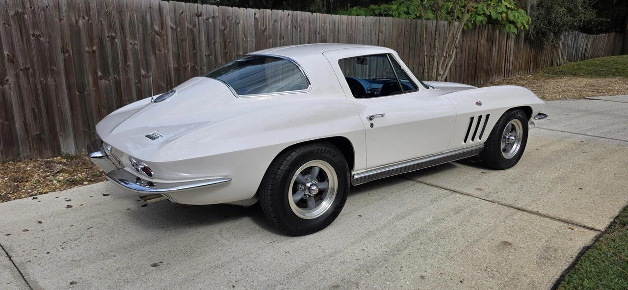 1966 Chevrolet Corvette C2 - Image 17 of 31