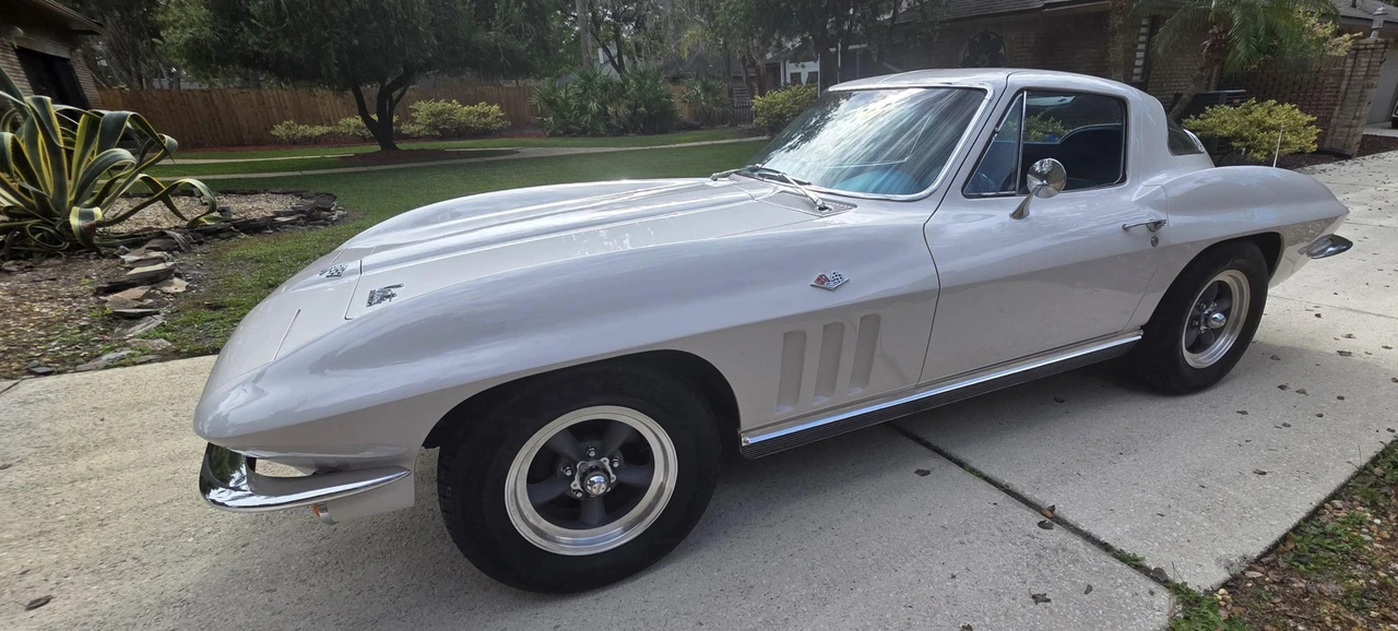 1966 Chevrolet Corvette C2 - Image 7 of 31