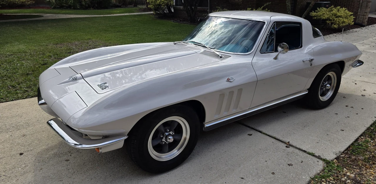 1966 Chevrolet Corvette C2 - Image 5 of 31