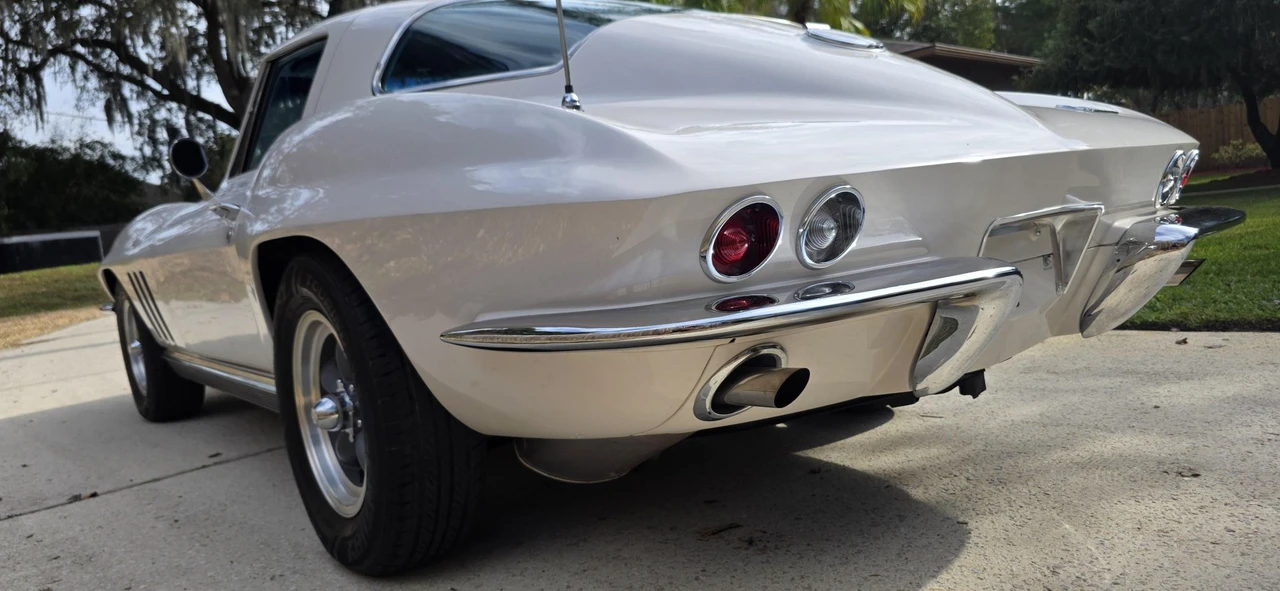 1966 Chevrolet Corvette C2 - Image 29 of 31