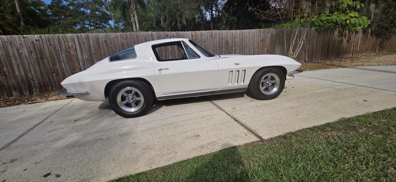 1966 Chevrolet Corvette C2 - Image 20 of 31