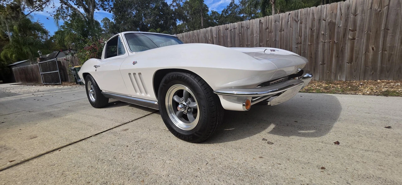 1966 Chevrolet Corvette C2 - Image 23 of 31
