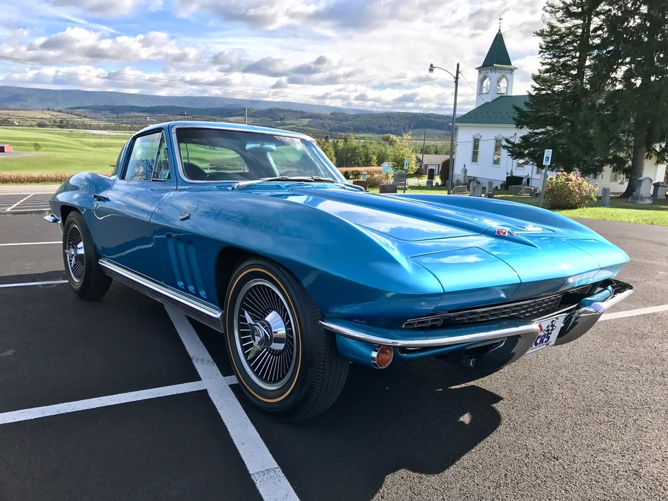 1966 Chevrolet Corvette C2 - Image 2 of 31
