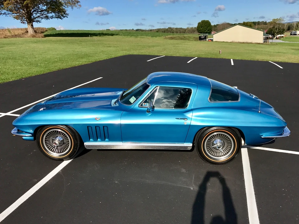 1966 Chevrolet Corvette C2 - Image 16 of 31