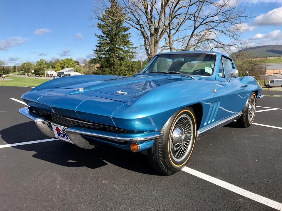 1966 Chevrolet Corvette C2 - Image 18 of 31
