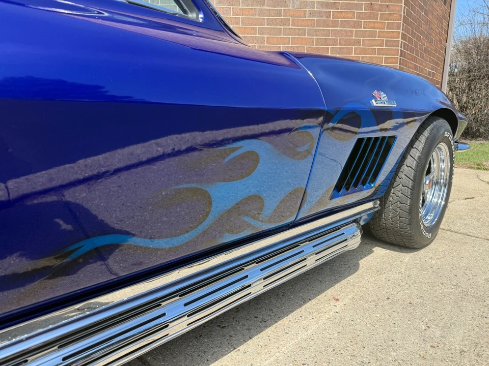 1966 Chevrolet Corvette C2 - Image 16 of 21
