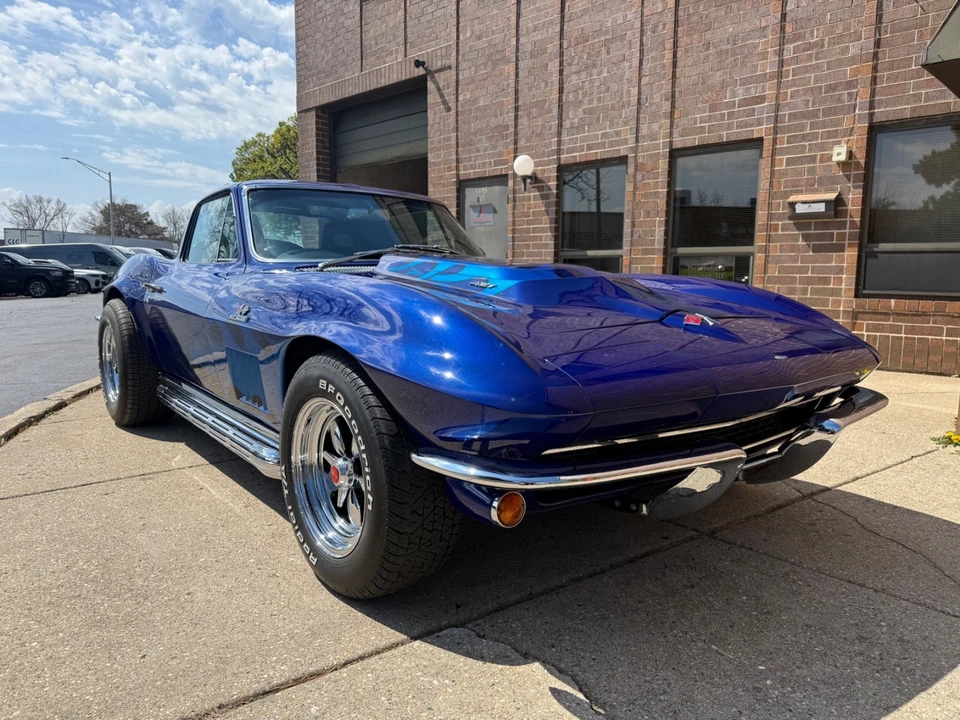 1966 Chevrolet Corvette C2 - Image 17 of 21