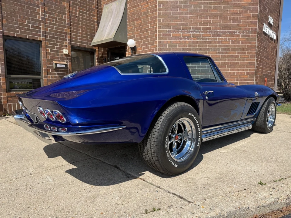 1966 Chevrolet Corvette C2 - Image 11 of 21