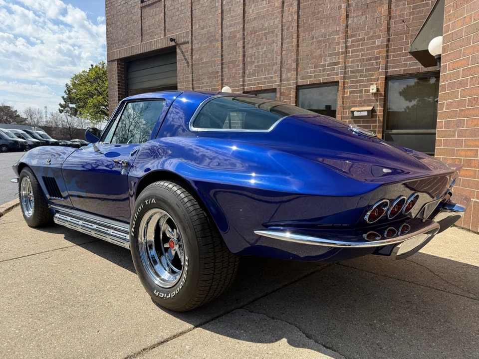 1966 Chevrolet Corvette C2 - Image 5 of 21