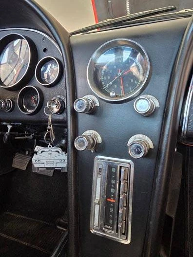 1963 Chevrolet Corvette C2 - Image 9 of 21