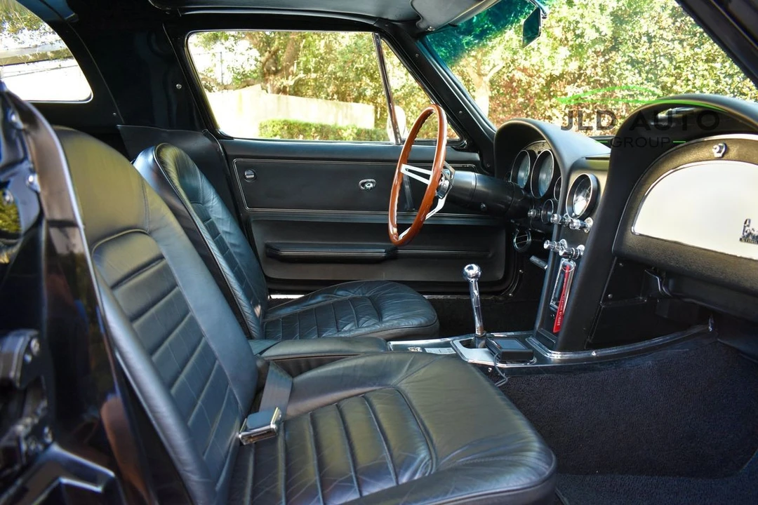 1966 Chevrolet Corvette C2 - Image 10 of 31