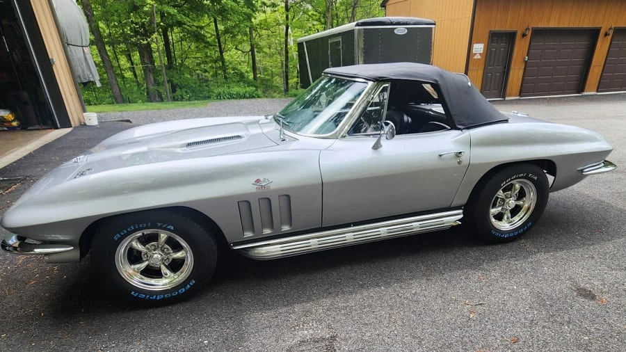 1966 Chevrolet Corvette C2 - Image 11 of 31