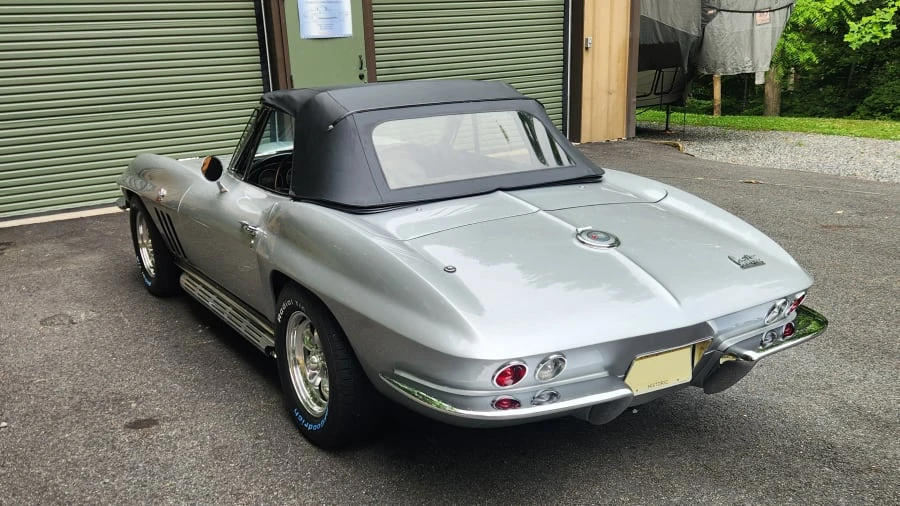 1966 Chevrolet Corvette C2 - Image 15 of 31
