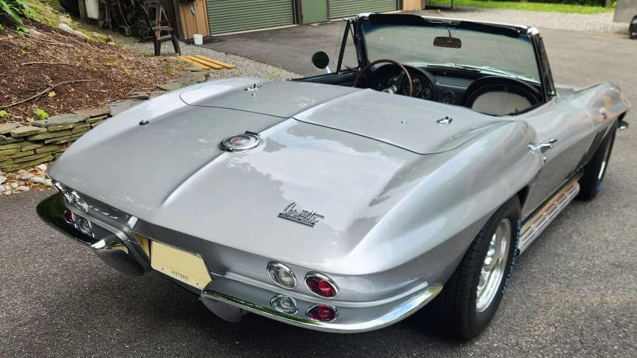 1966 Chevrolet Corvette C2 - Image 3 of 31