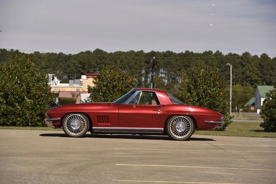 1966 Chevrolet Corvette C2 - Image 18 of 30