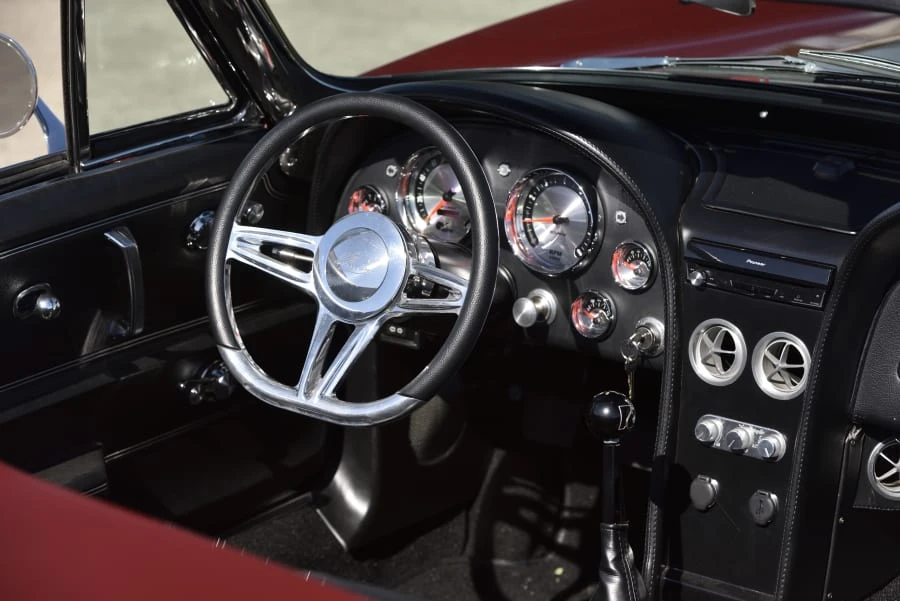 1966 Chevrolet Corvette C2 - Image 21 of 30