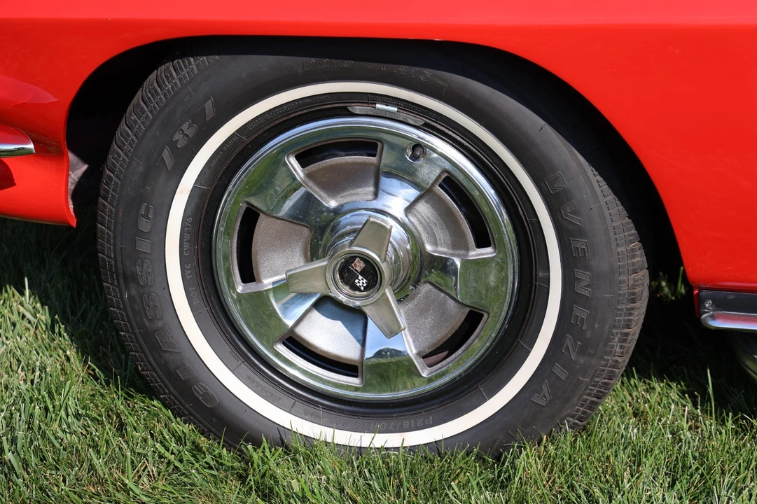 1966 Chevrolet Corvette C2 - Image 27 of 31